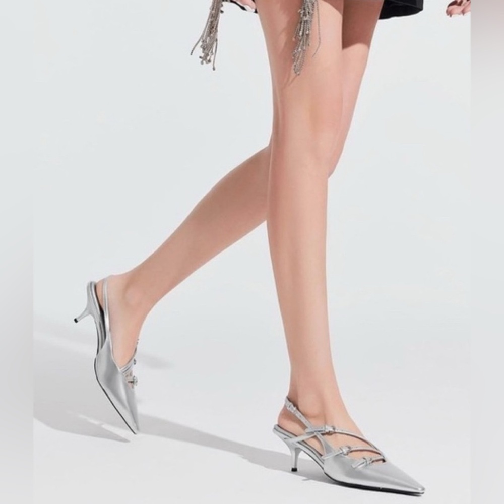 Steve Madden Modern Slingback Pumps